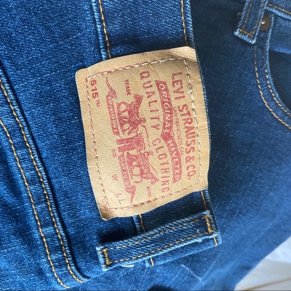 Levis 515 Womens Cutoff Denim Jean Shorts Cutoffs size 12 Red Tab - Picture 5 of 7